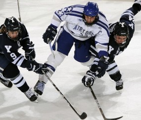 开云体育官网-美加墨世界杯焦点战前瞻，拜仁式铁血能否打穿皇马的艺术防线？