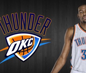 开云体育官方网站-赛道与绿茵的狂想曲，当马丁内利在F1街道赛接管比赛，切尔西冲垮AC米兰