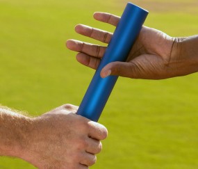 开云体育视频直播-沉默的刺客，伦纳德关键回合不手软，鹈鹕防线在他面前化为齑粉