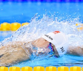 开云体育下载-恩比德引爆内线，浙江队创历史强势碾压猛龙，一场跨洲际的篮球奇迹