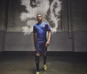 开云体育中国-美网碾压戴维斯杯，兹维列夫如何以一人之力扛起德国战车