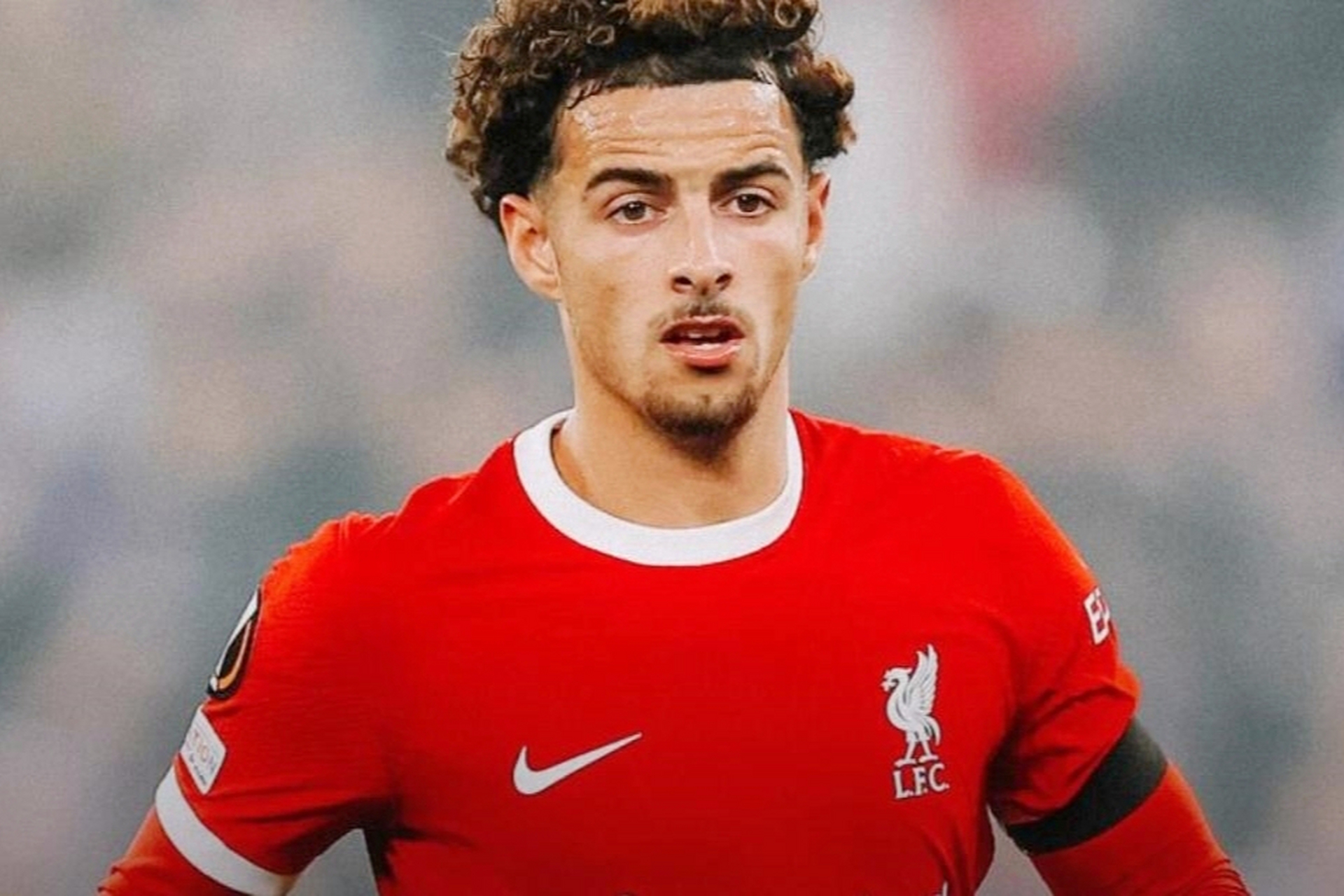 尼斯客场逼平拉夫尔，保持近期不败势头