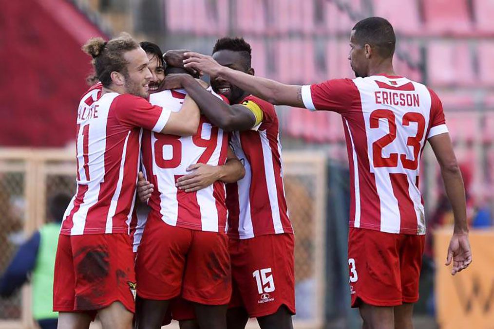 尼斯客场逼平拉夫尔，保持近期不败势头