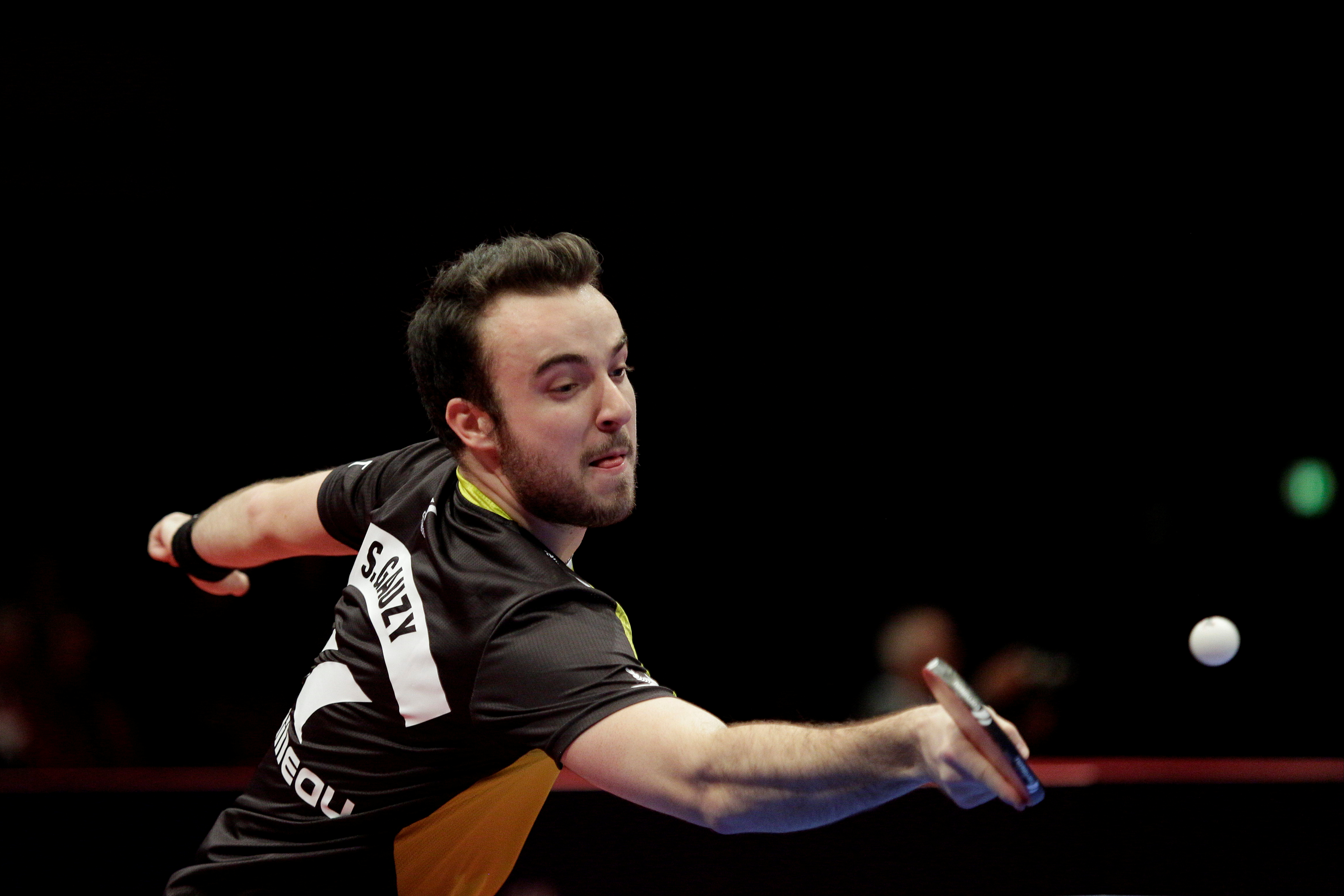 葡萄牙队横扫德国队，许昕状态火热