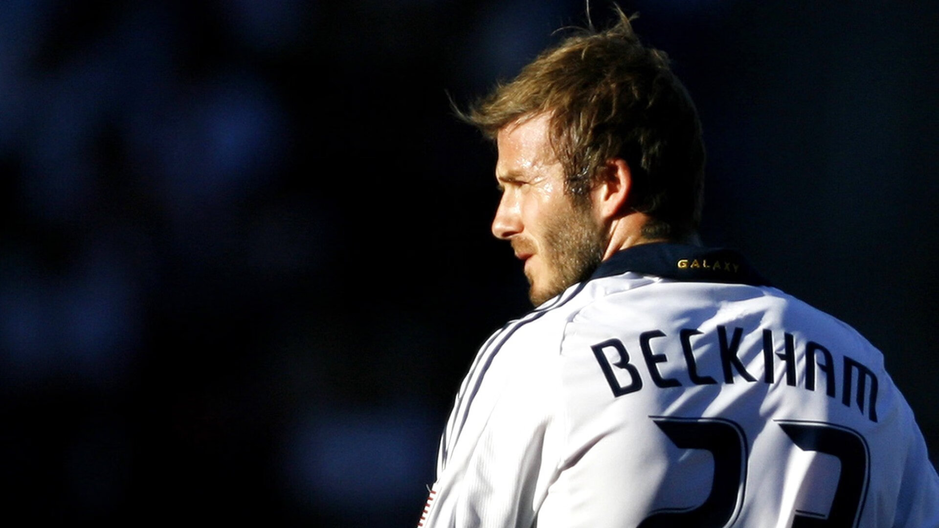 勇士对阵广厦队，戈贝尔点燃赛场