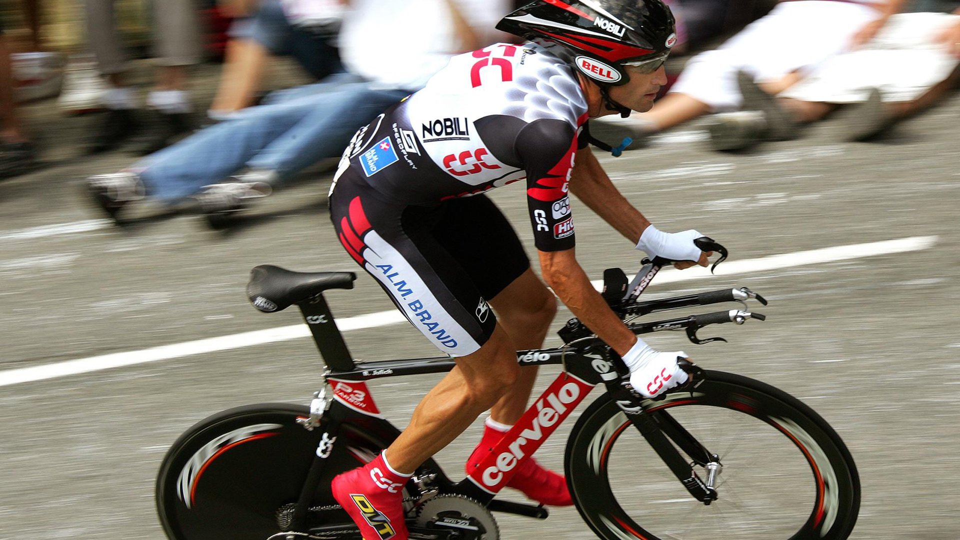 世界排名争夺战之夜，库里如何以攻防转换核心重塑比赛格局