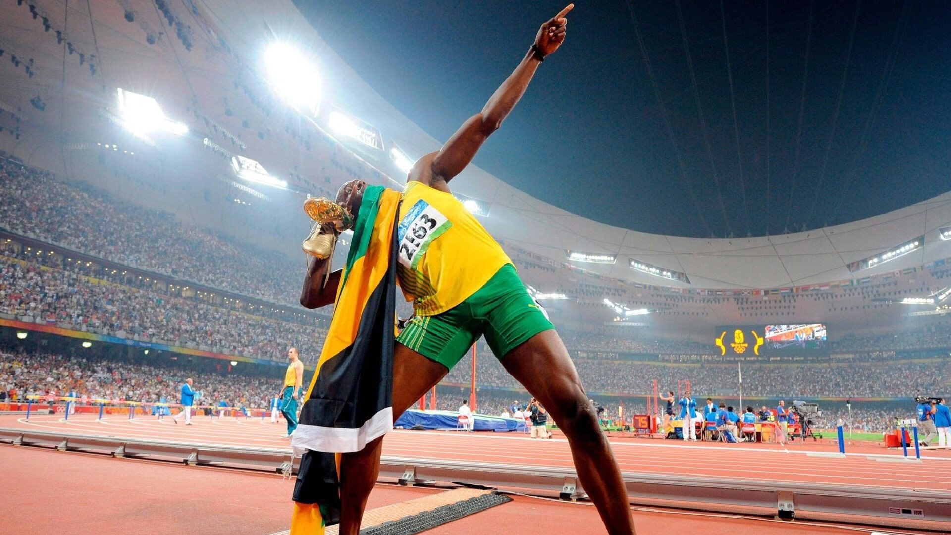 当欧冠决赛遇上篮球狂想曲,掘金跨项狂胜广东队的隐喻之战