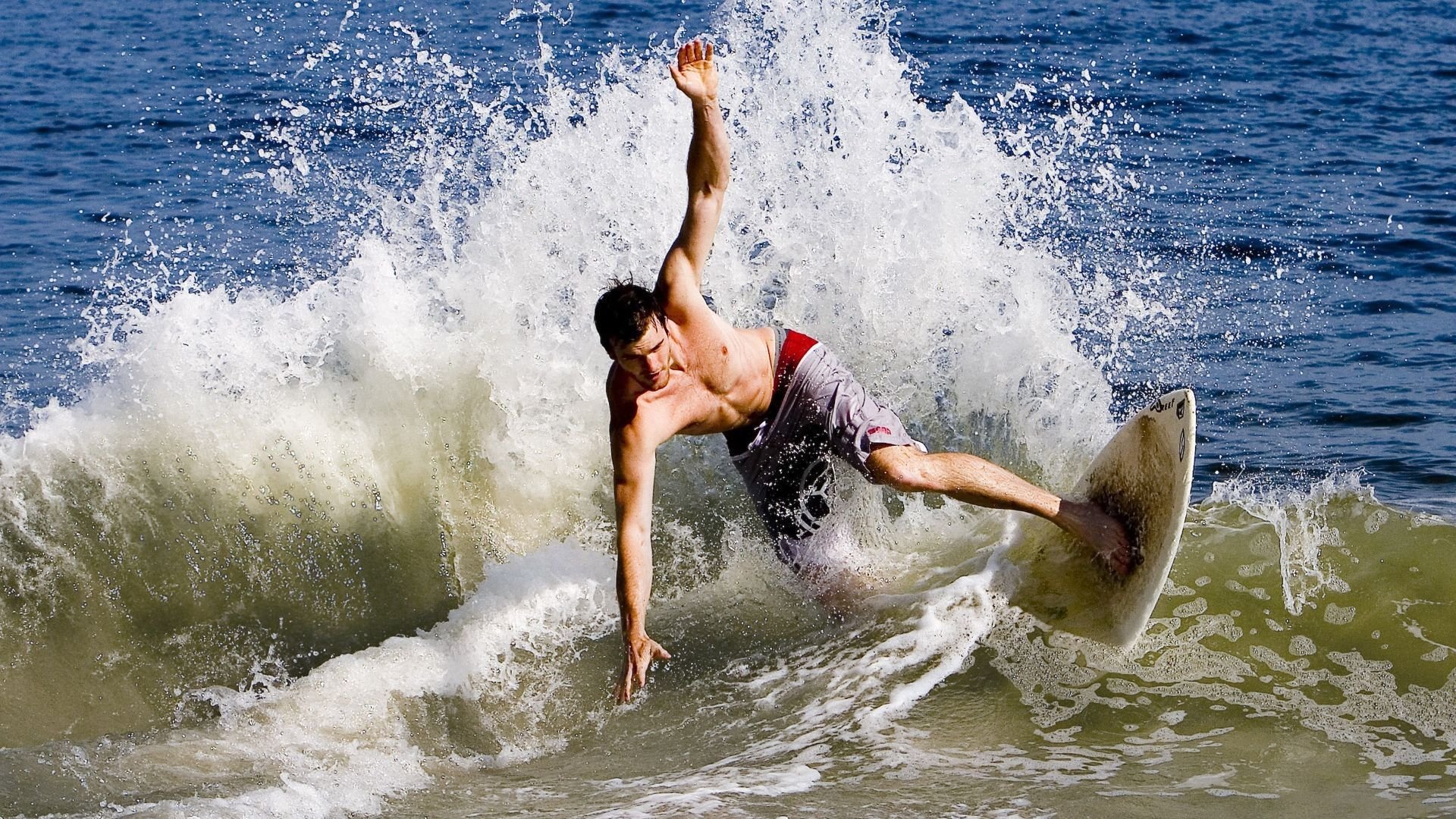 跨越东西的篮球传奇,从浙江到纽约,班凯罗的双线统治